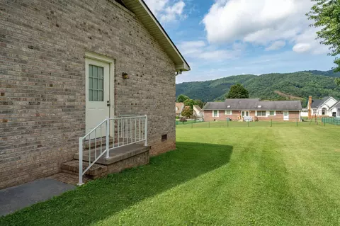 311 Simmons Avenue Erwin Tn 37650, Erwin, TN 37650 photo 39