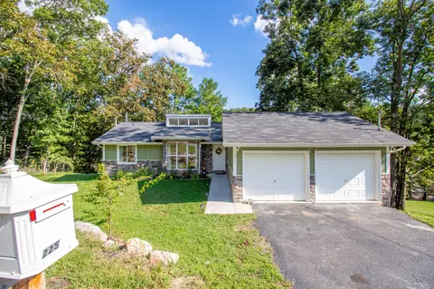 225 Shadow Hill Lane Bristol Va 24201, Bristol, VA 24201