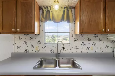 129 Wedding Lane Chuckey Tn 37641, Chuckey, TN 37641 photo 10