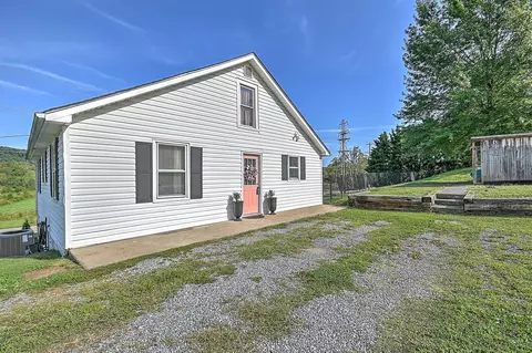 829 Fall Creek Road Blountville Tn 37617, Blountville, TN 37617
