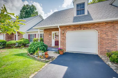 11 Cherokee Ridge Ct 11 Johnson City Tn 37604, Johnson City, TN 37604