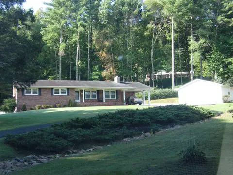 120 Wolf Pen Branch Erwin Tn 37650, Erwin, TN 37650