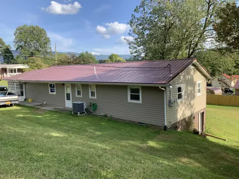 115 N 25th Street Big Stone Gap Va 24219, Big Stone Gap, VA 24219