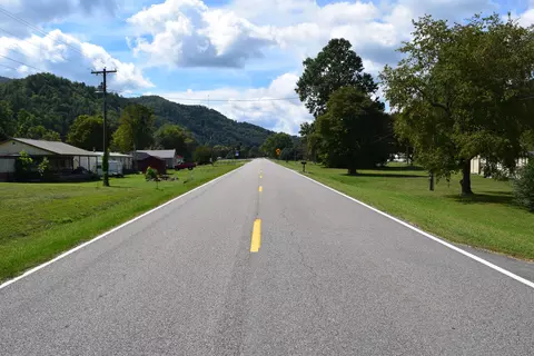 3104 Temple Hill Road Erwin Tn 37650, Erwin, TN 37650 photo 3