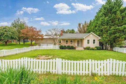 1802 Lone Oak Road Johnson City Tn 37604, Johnson City, TN 37604