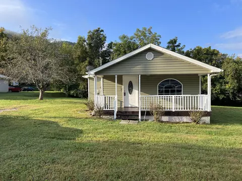 121 Jefferson Street Erwin Tn 37650, Erwin, TN 37650