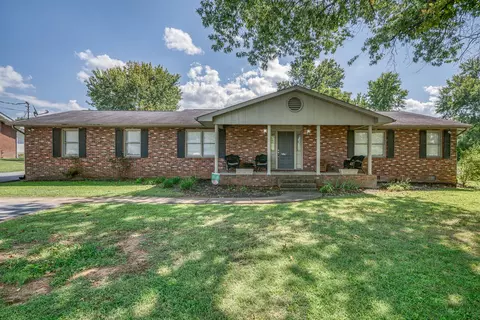 404 W G Street Elizabethton Tn 37643, Elizabethton, TN 37643