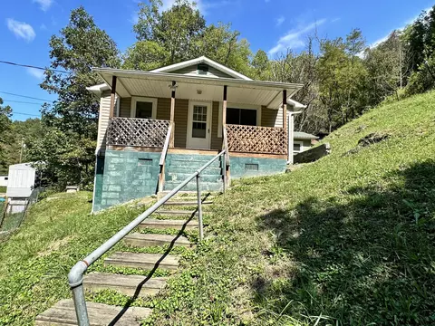 84 Hamlin Creek Creek Castlewood Va 24224, Castlewood, VA 24224