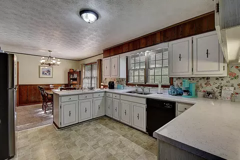 2398 Temple Hill Road Erwin Tn 37650, Erwin, TN 37650 photo 9