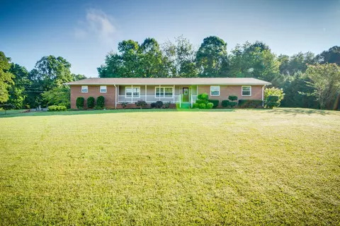 779 Lake Point Drive Piney Flats Tn 37686, Piney Flats, TN 37686