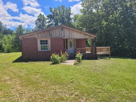 102 Nelson Road Erwin Tn 37650, Erwin, TN 37650