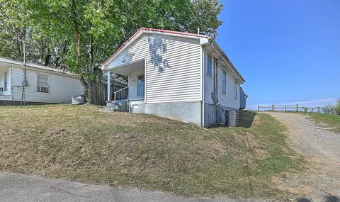 407 N Highland Avenue Greeneville Tn 37745, Greeneville, TN 37745