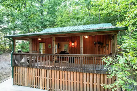 200 Preacher Laws Road Afton Tn 37616, Afton, TN 37616