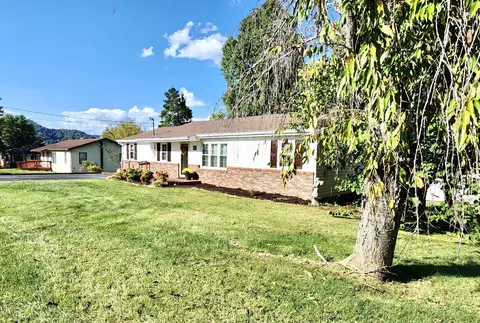 140 Polk Street Erwin Tn 37650, Erwin, TN 37650 photo 2