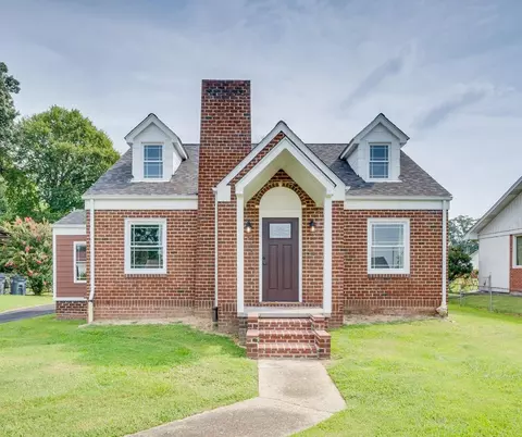 1817 Oakwood Drive Kingsport Tn 37664, Kingsport, TN 37664