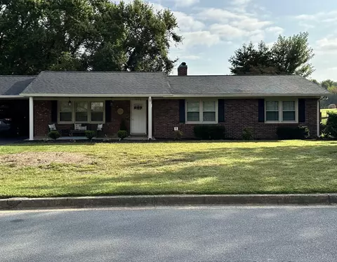 1812 Sundale Road Johnson City Tn 37604, Johnson City, TN 37604