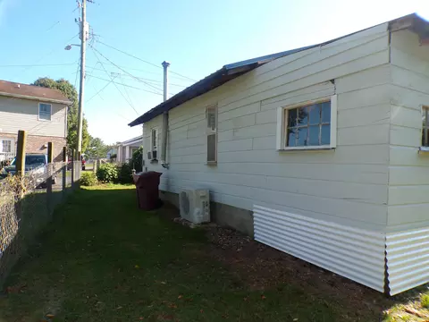 2425 Charles Street Johnson City Tn 37601, Johnson City, TN 37601 photo 8