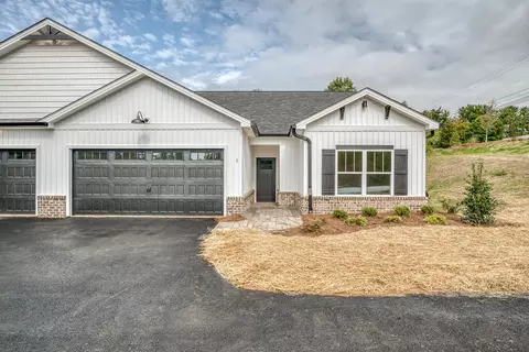 106 Klm Drive 5 Johnson City Tn 37615, Johnson City, TN 37615