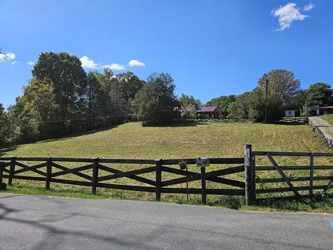 135 Water Tank Hill Road Johnson City Tn 37604, Johnson City, TN 37604