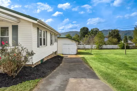 121 Witcher Street Erwin Tn 37650, Erwin, TN 37650 photo 7