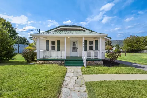 121 Witcher Street Erwin Tn 37650, Erwin, TN 37650