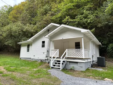 196 Long Hollow Road Elizabethton Tn 37643, Elizabethton, TN 37643