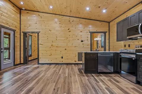 1047 Pleasure Road Sevierville Tn 37876, Sevierville, TN 37876