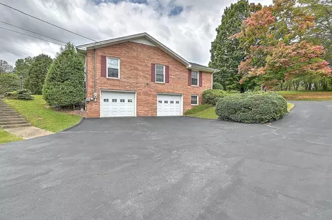 904 Millercrest Drive Johnson City Tn 37604, Johnson City, TN 37604 photo 51