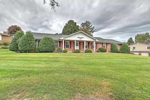 904 Millercrest Drive Johnson City Tn 37604, Johnson City, TN 37604 photo 46