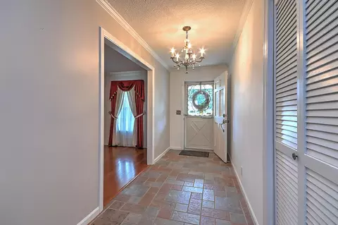 904 Millercrest Drive Johnson City Tn 37604, Johnson City, TN 37604 photo 2