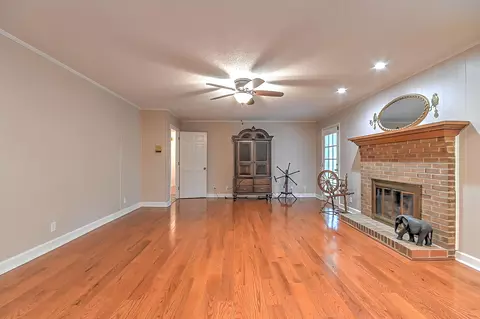 904 Millercrest Drive Johnson City Tn 37604, Johnson City, TN 37604 photo 3