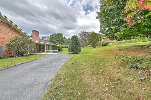 904 Millercrest Drive Johnson City Tn 37604, Johnson City, TN 37604 photo 50