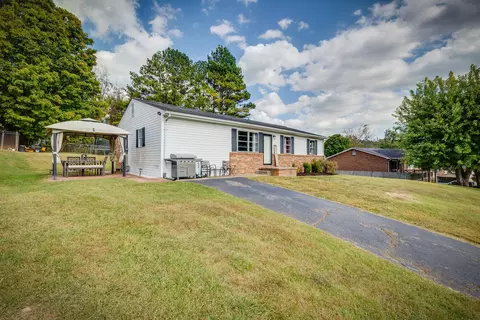104 Cedar Lane Gray Tn 37615, Gray, TN 37615 photo 2