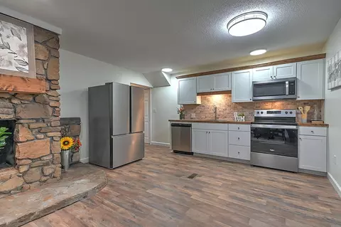 397 Browns Branch Road Hampton Tn 37658, Hampton, TN 37658 photo 29