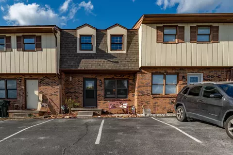 124 Oakcrest Circle Bristol Va 24201, Bristol, VA 24201