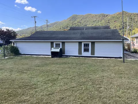 417 Second Avenue Hampton Tn 37658, Hampton, TN 37658 photo 6