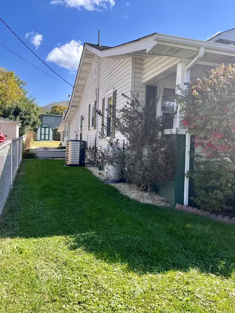 417 Second Avenue Hampton Tn 37658, Hampton, TN 37658 photo 11