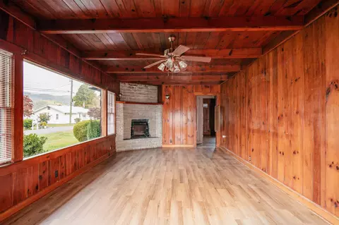 144 Yelton Avenue Erwin Tn 37650, Erwin, TN 37650 photo 4