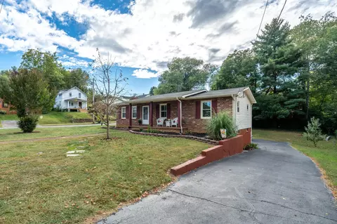 421 S Lynn Avenue Elizabethton Tn 37643, Elizabethton, TN 37643