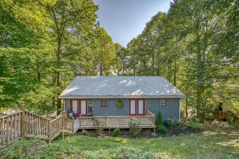 338 Cawood Court Big Stone Gap Va 24219, Big Stone Gap, VA 24219