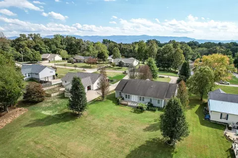 45 High Street Greeneville Tn 37745, Greeneville, TN 37745 photo 44