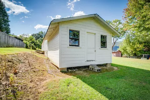 107 Polk Street Erwin Tn 37650, Erwin, TN 37650 photo 24