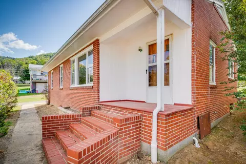 107 Polk Street Erwin Tn 37650, Erwin, TN 37650 photo 4
