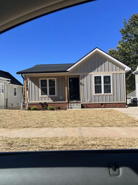 213 S Watauga Avenue Elizabethton Tn 37643, Elizabethton, TN 37643
