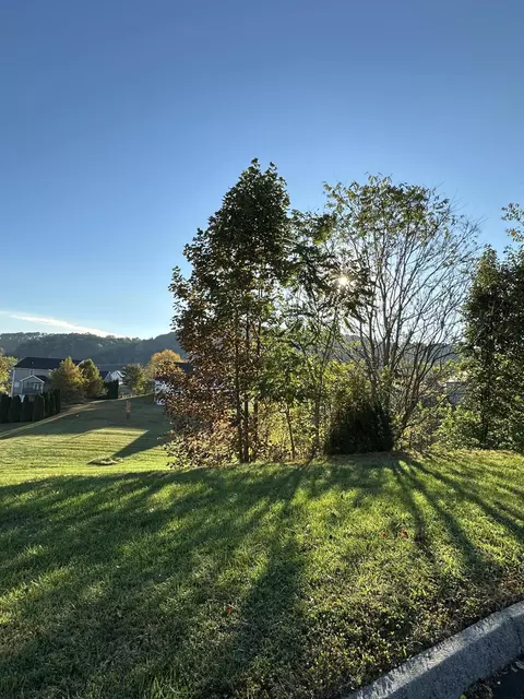10 Sunset Meadows Court Johnson City Tn 37615, Johnson City, TN 37615