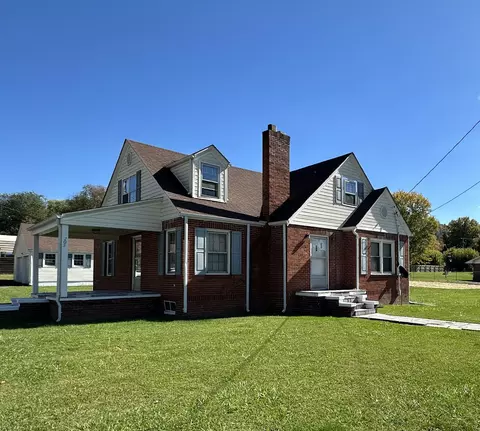 203 Second Avenue Hampton Tn 37658, Hampton, TN 37658 photo 3