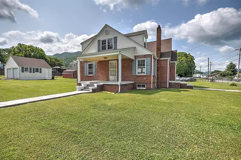 203 Second Avenue Hampton Tn 37658, Hampton, TN 37658 photo 6