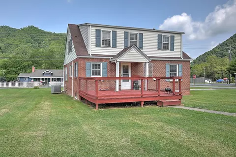 203 Second Avenue Hampton Tn 37658, Hampton, TN 37658 photo 7