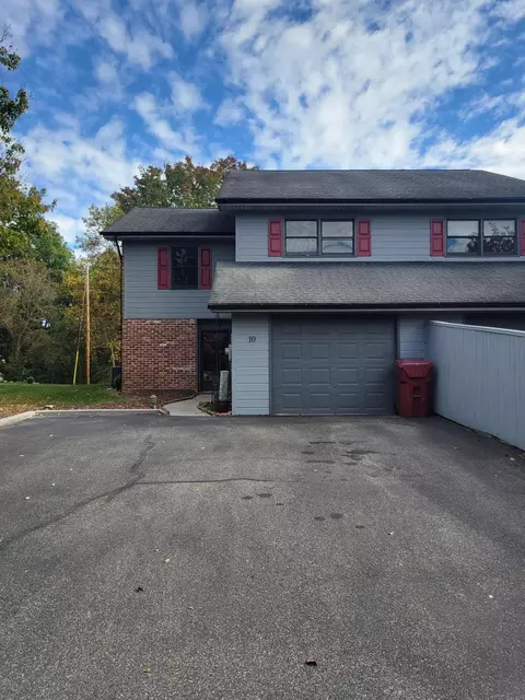 10 Windridge Court 10 Johnson City Tn 37601, Johnson City, TN 37601