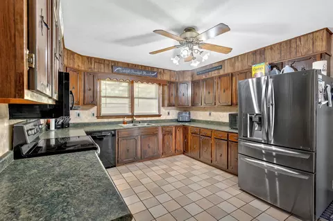 32429 Lee Highway Glade Spring Va 24340, Glade Spring, VA 24340 photo 7